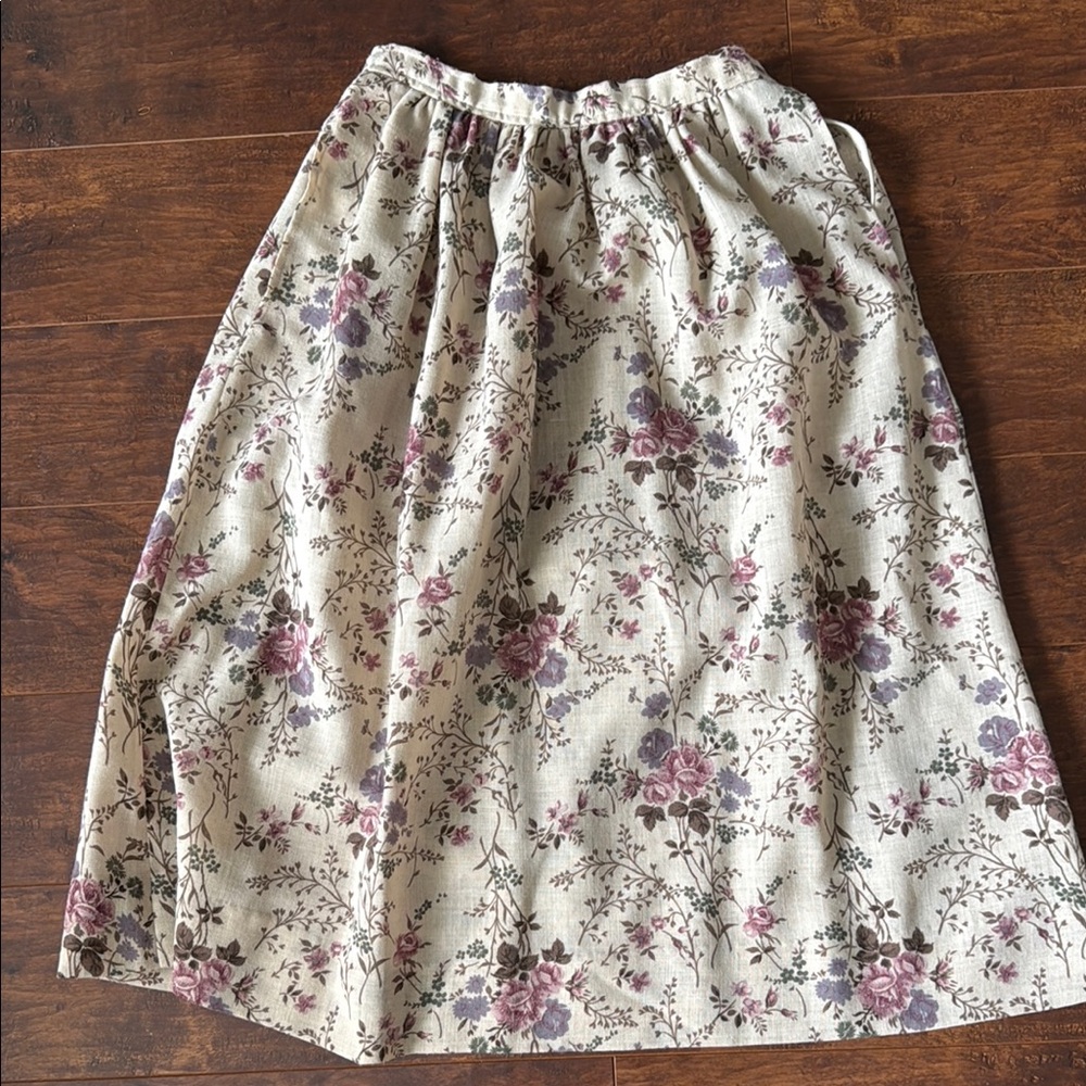 Vintage handmade floral Women's Skirt